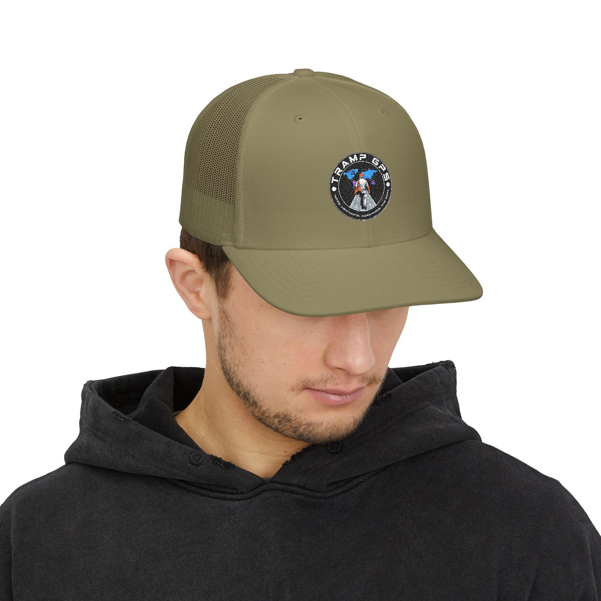 Black & White Trucker Cap with Vintage Mountain Patch – Outdoor Snapback Hat